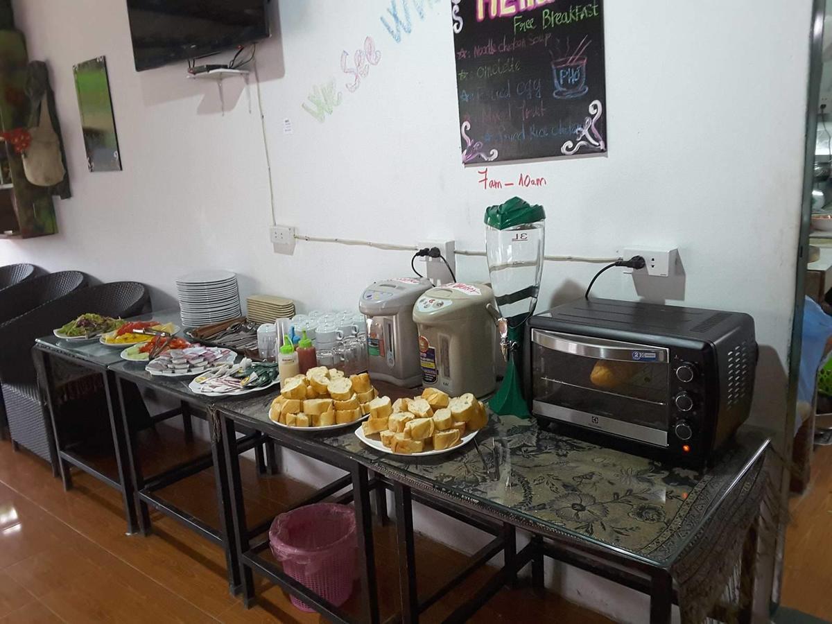 Army Barracks Guesthouse Vang Vieng Ngoại thất bức ảnh