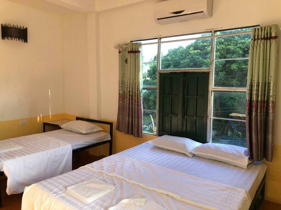 Army Barracks Guesthouse Vang Vieng Ngoại thất bức ảnh